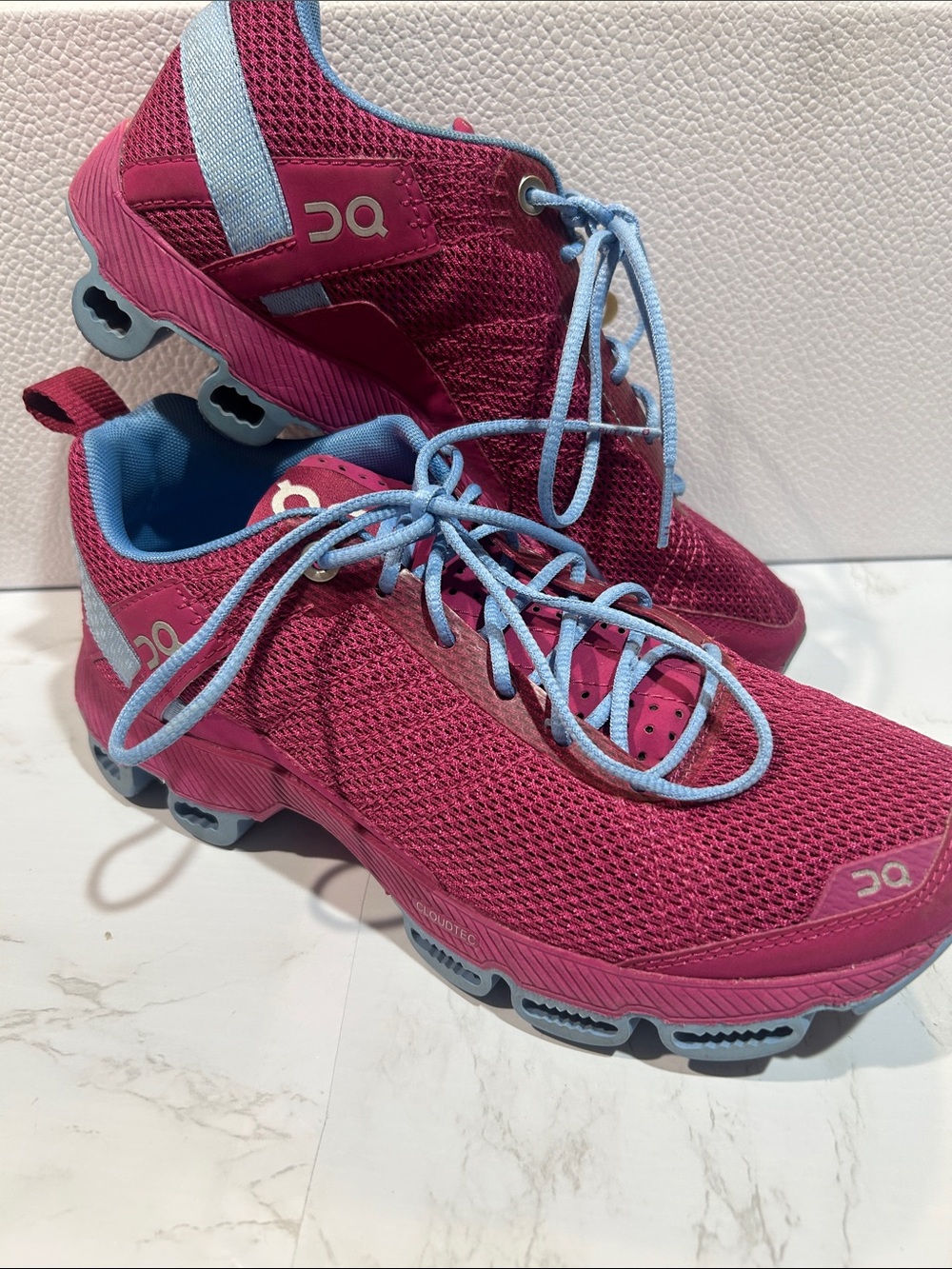 On Running Women's Magenta Running Shoes with Light Blue Accents